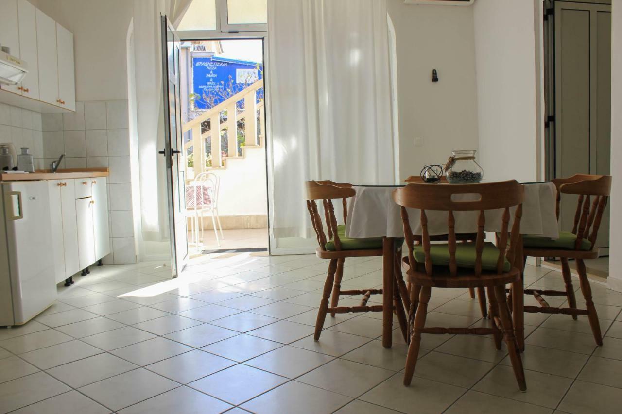 Apartments Pino Makarska Exterior photo