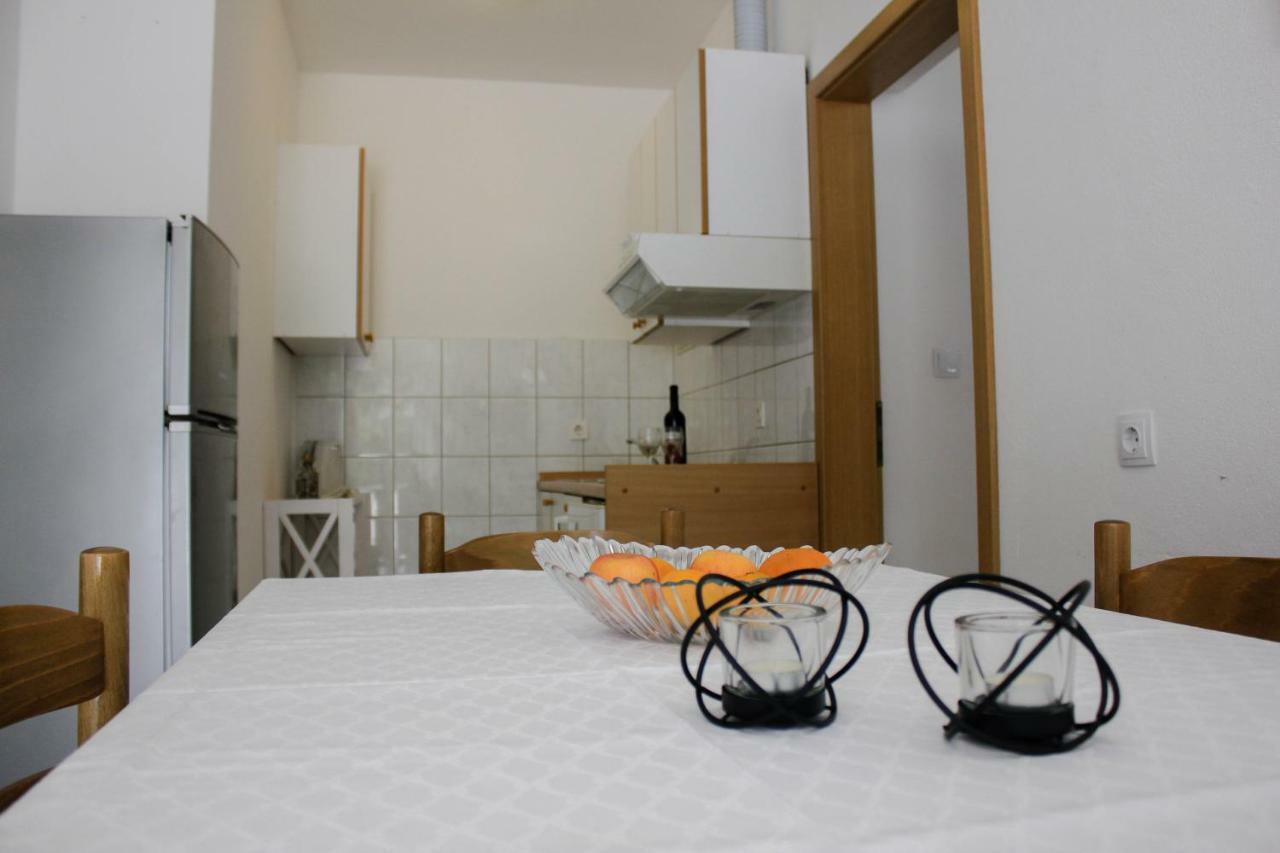 Apartments Pino Makarska Exterior photo