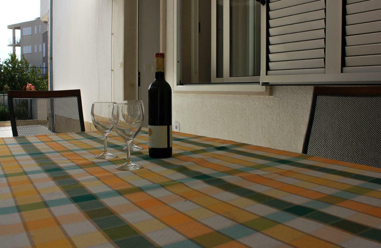 Apartments Pino Makarska Exterior photo