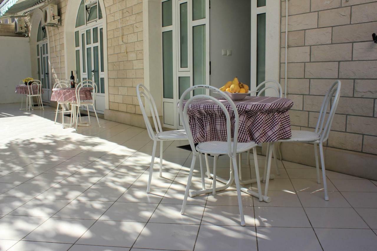 Apartments Pino Makarska Exterior photo