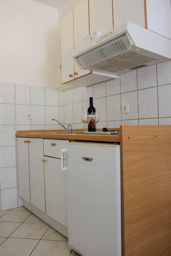 Apartments Pino Makarska Exterior photo