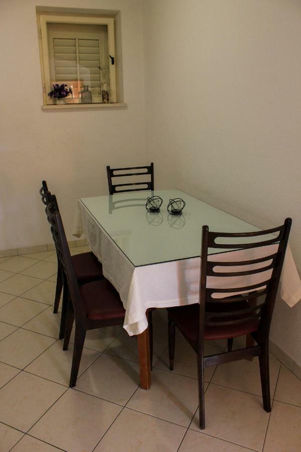 Apartments Pino Makarska Exterior photo